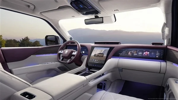 比亚迪售价超百万的豪华SUV！仰望U8L内饰官图公布：一深一浅