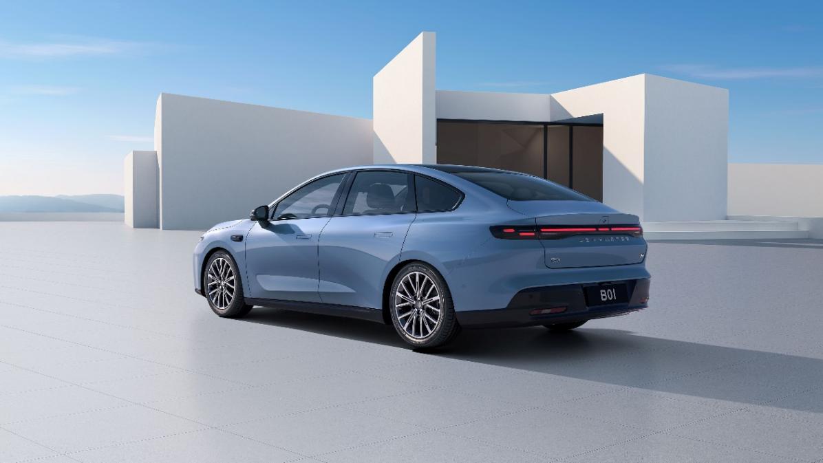 精准阻击小鹏MONA M03 零跑B01 650激光雷达版仅需11.98万元