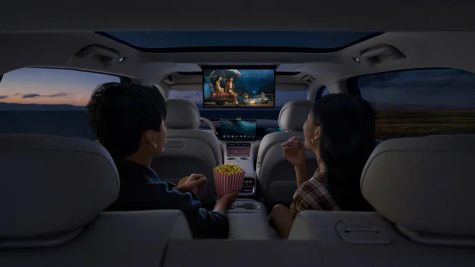 全新问界M7内饰揭晓：16.1英寸中控屏 主驾零重力座椅